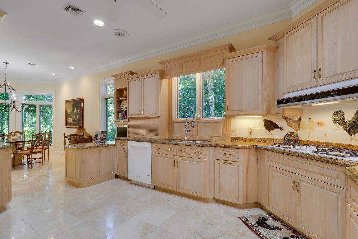 Indian River Shores, Florida, 32963, United States, 4 Bedrooms Bedrooms, ,6 BathroomsBathrooms,Residential,Active,2007949