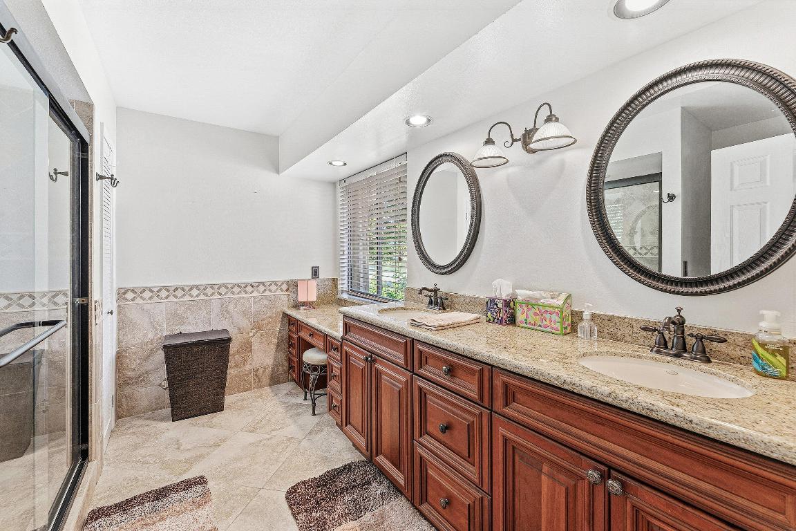 Palm Beach Gardens, Florida, 33418, United States, 4 Bedrooms Bedrooms, ,5 BathroomsBathrooms,Residential,Active,2007613