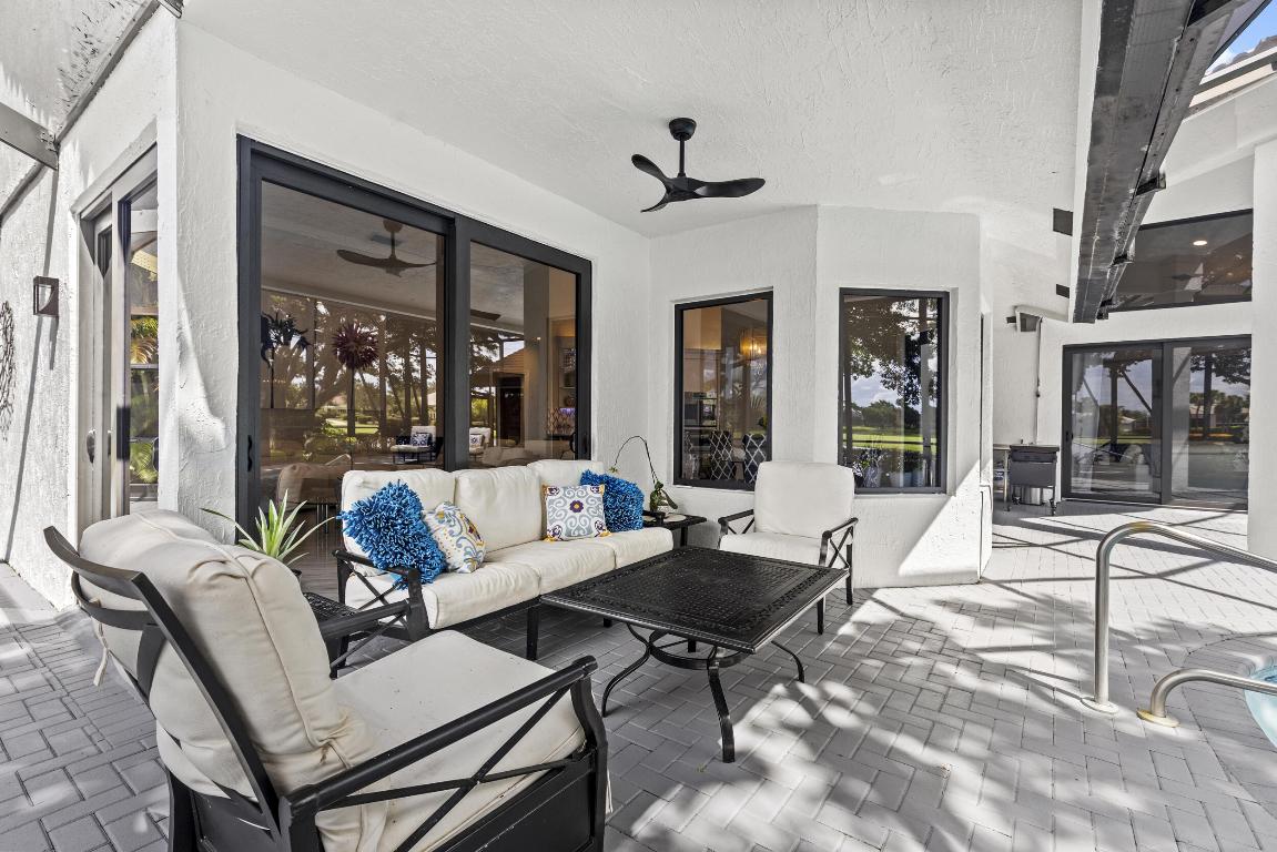 Boca Raton, Florida, 33498, United States, 3 Bedrooms Bedrooms, ,4 BathroomsBathrooms,Residential,Contingent,2007944