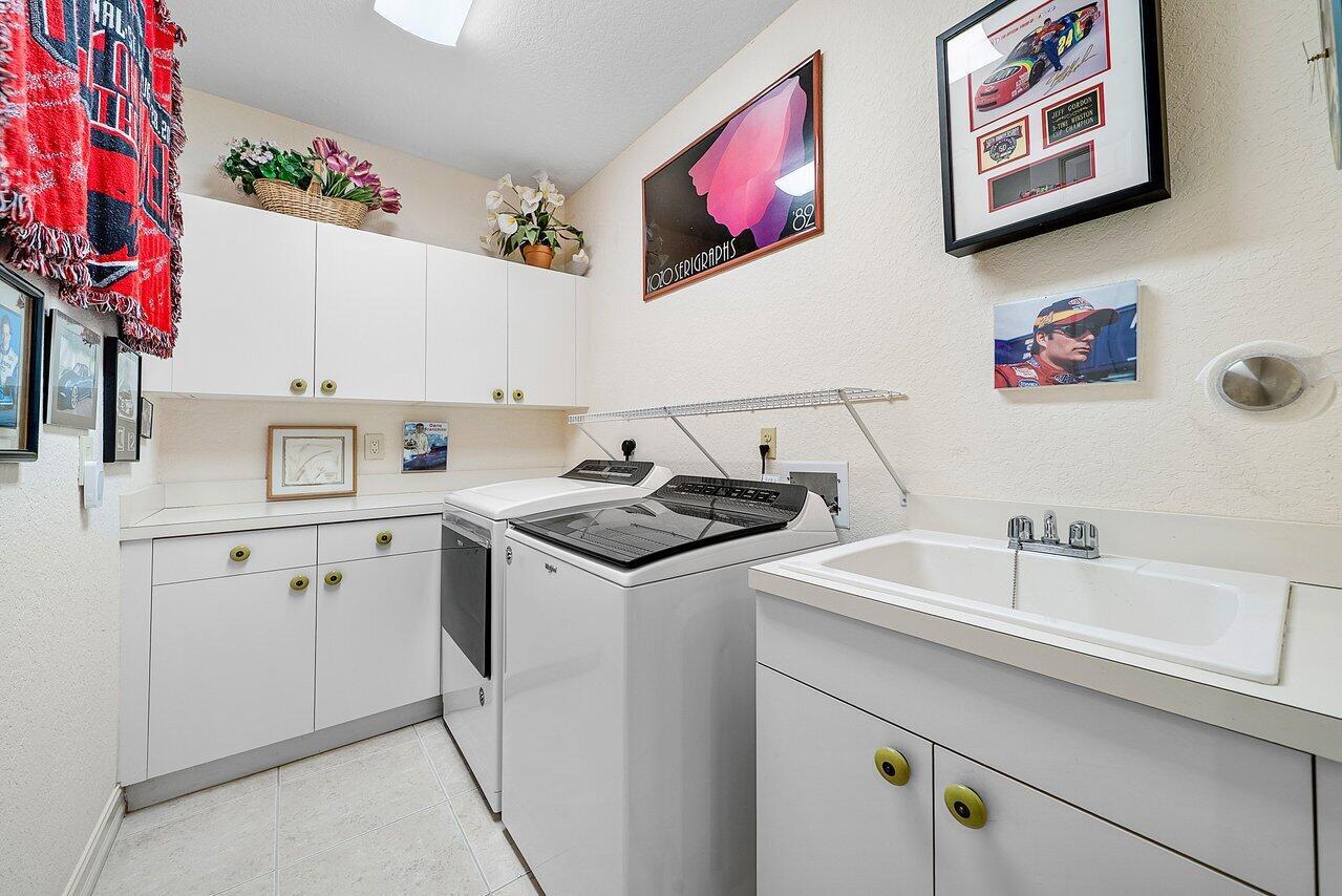 Boca Raton, Florida, 33433, United States, 4 Bedrooms Bedrooms, ,4 BathroomsBathrooms,Residential,Active,1973315