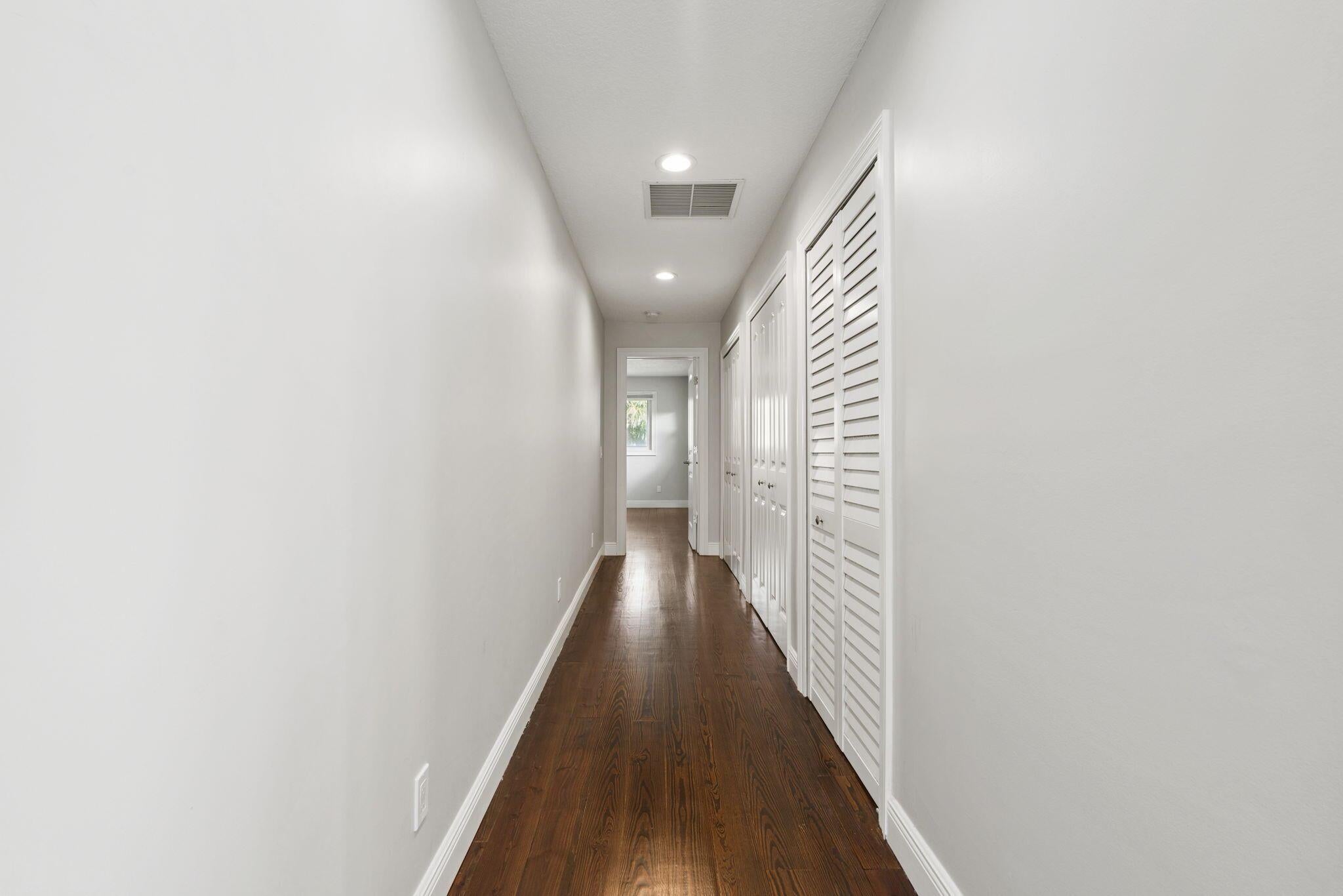 Fort Pierce, Florida, 34949, United States, 5 Bedrooms Bedrooms, ,5 BathroomsBathrooms,Residential,Active,1970997