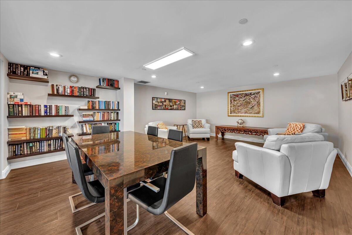 Palm Beach, Florida, 33480, United States, 3 Bedrooms Bedrooms, ,3 BathroomsBathrooms,Residential,Active,1954435