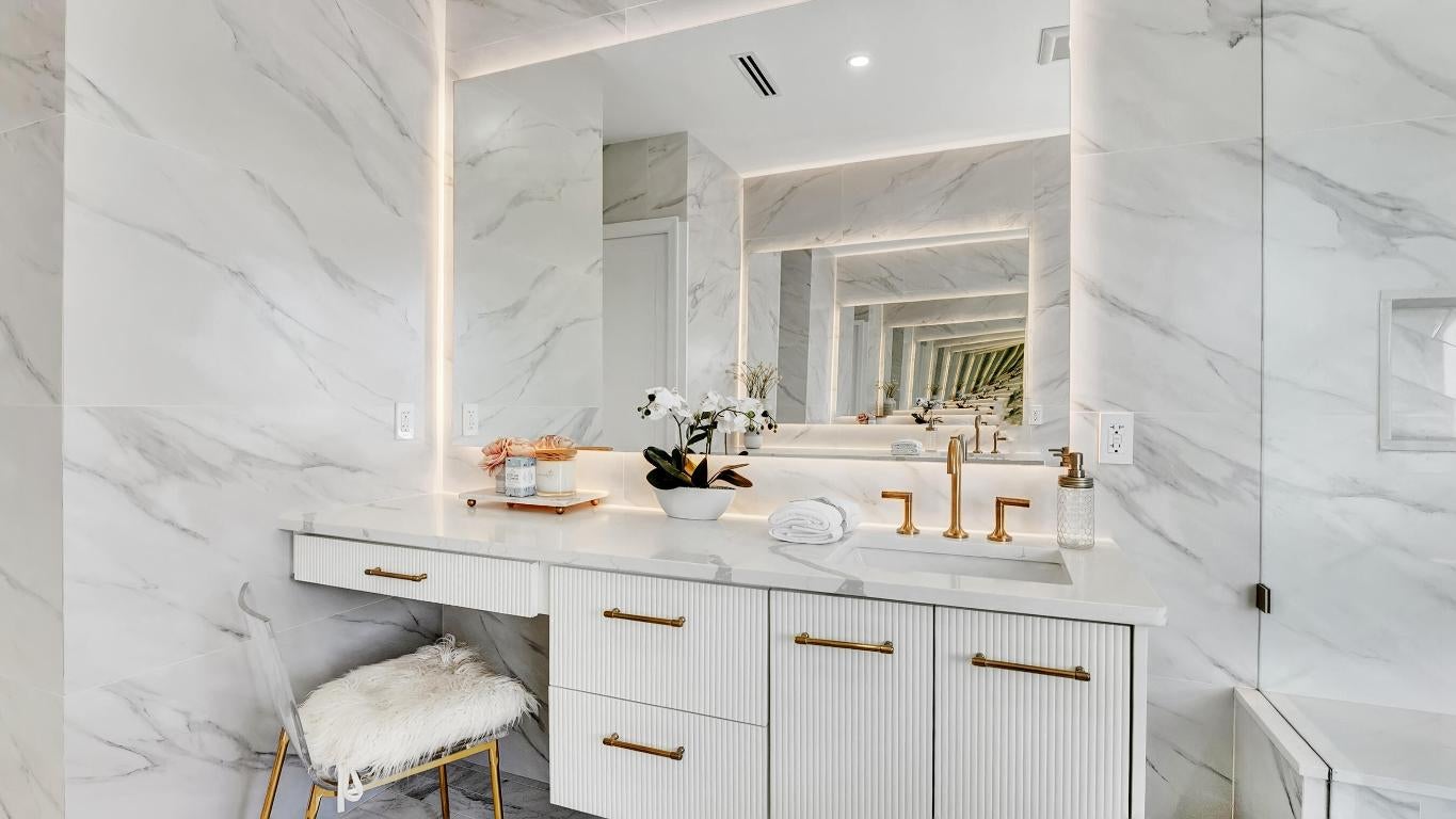 Boca Raton, Florida, 33432, United States, 4 Bedrooms Bedrooms, ,5 BathroomsBathrooms,Residential,Active,1990028