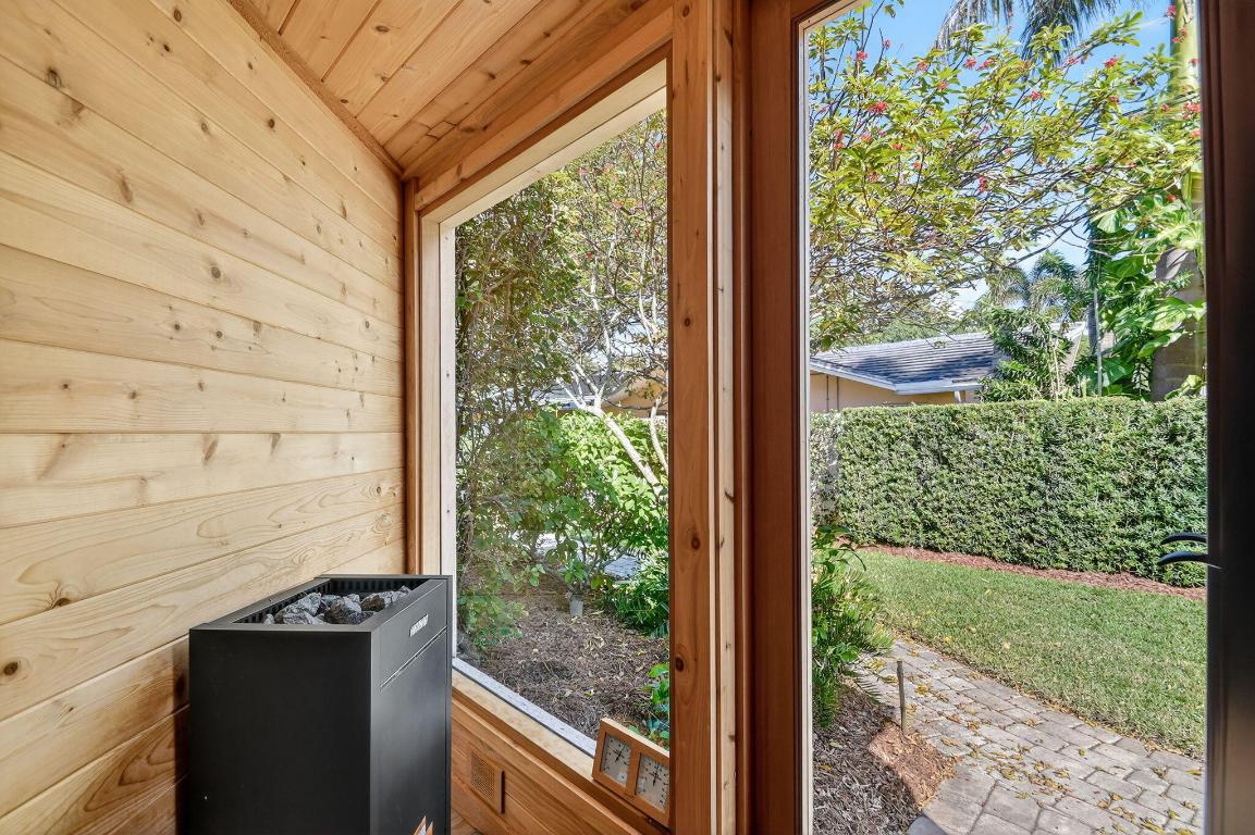 Delray Beach, Florida, 33444, United States, 3 Bedrooms Bedrooms, ,3 BathroomsBathrooms,Residential,Active,2012499