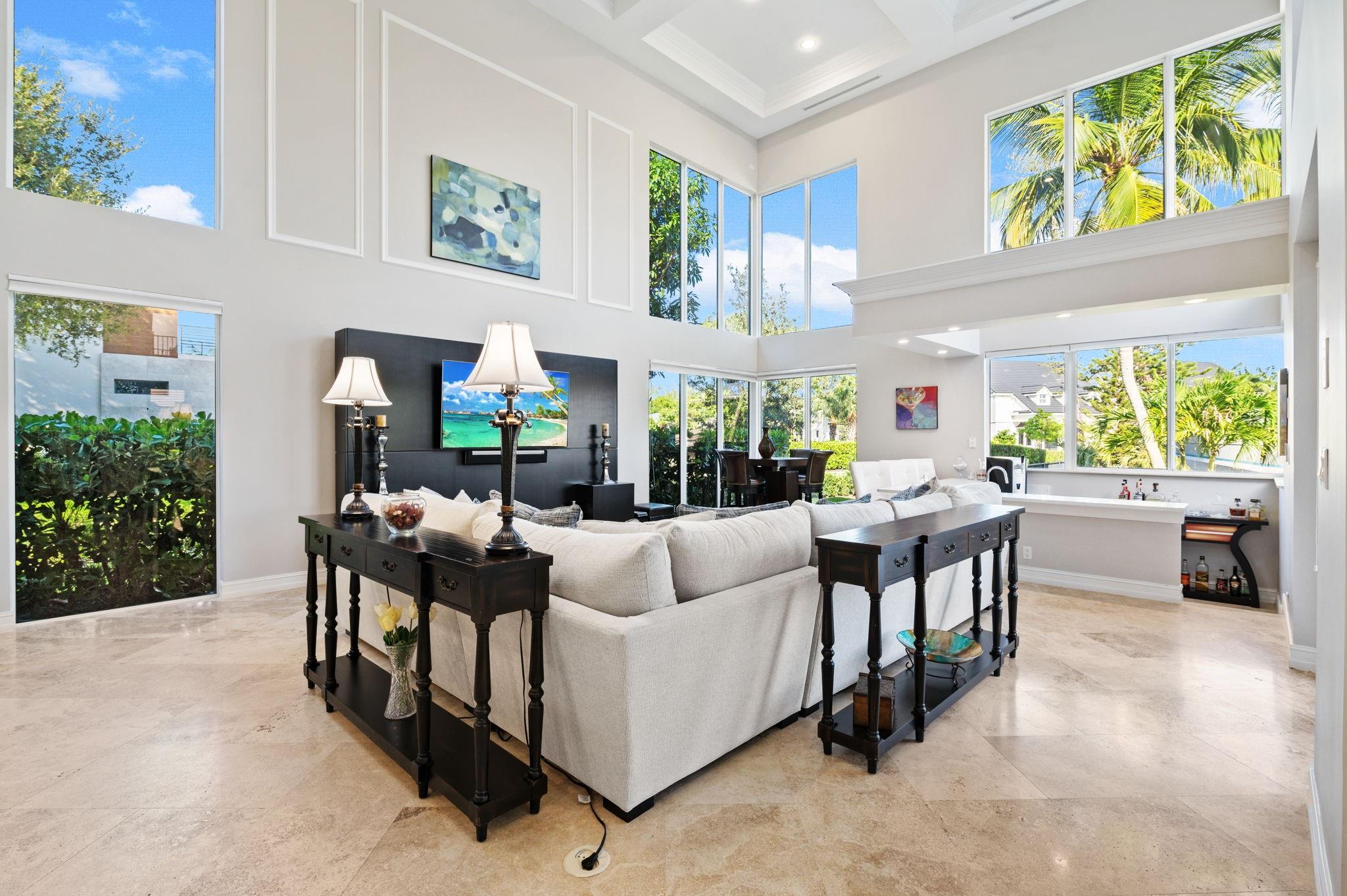 Fort Lauderdale, Florida, 33308, United States, 5 Bedrooms Bedrooms, ,8 BathroomsBathrooms,Residential,Active,1988436