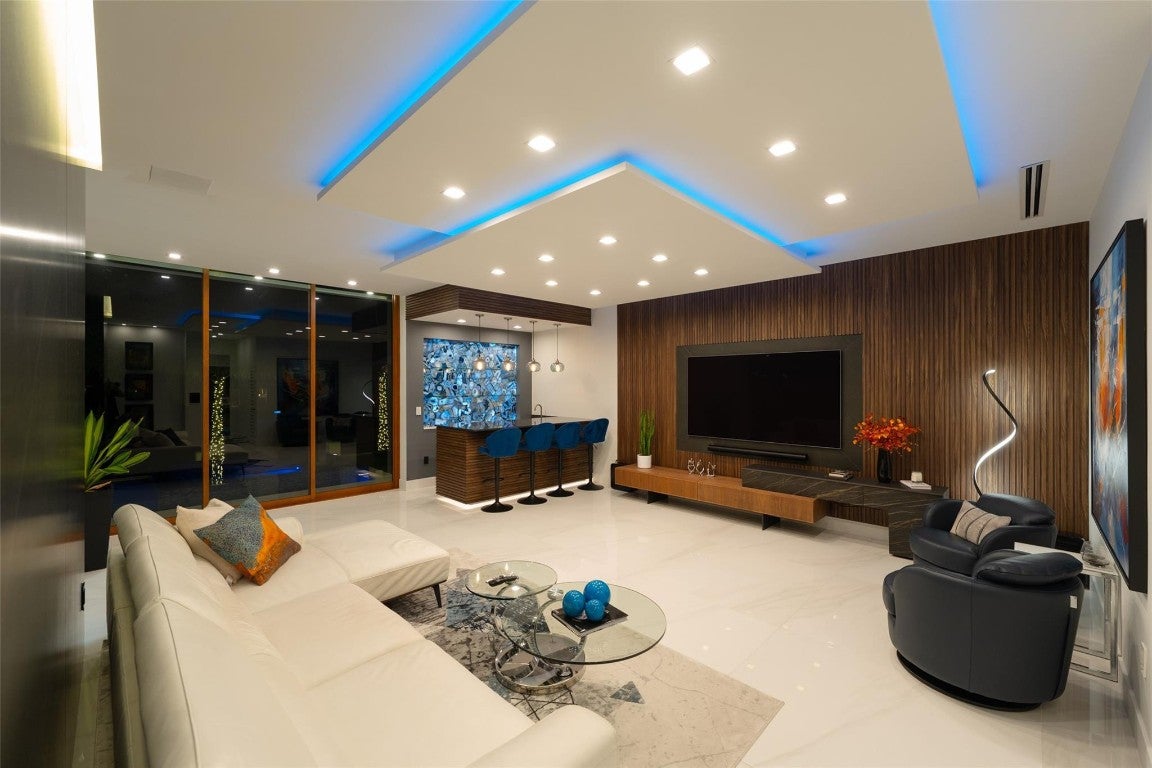 Lighthouse Point, Florida, 33064, United States, 5 Bedrooms Bedrooms, ,6 BathroomsBathrooms,Residential,Active,2006878