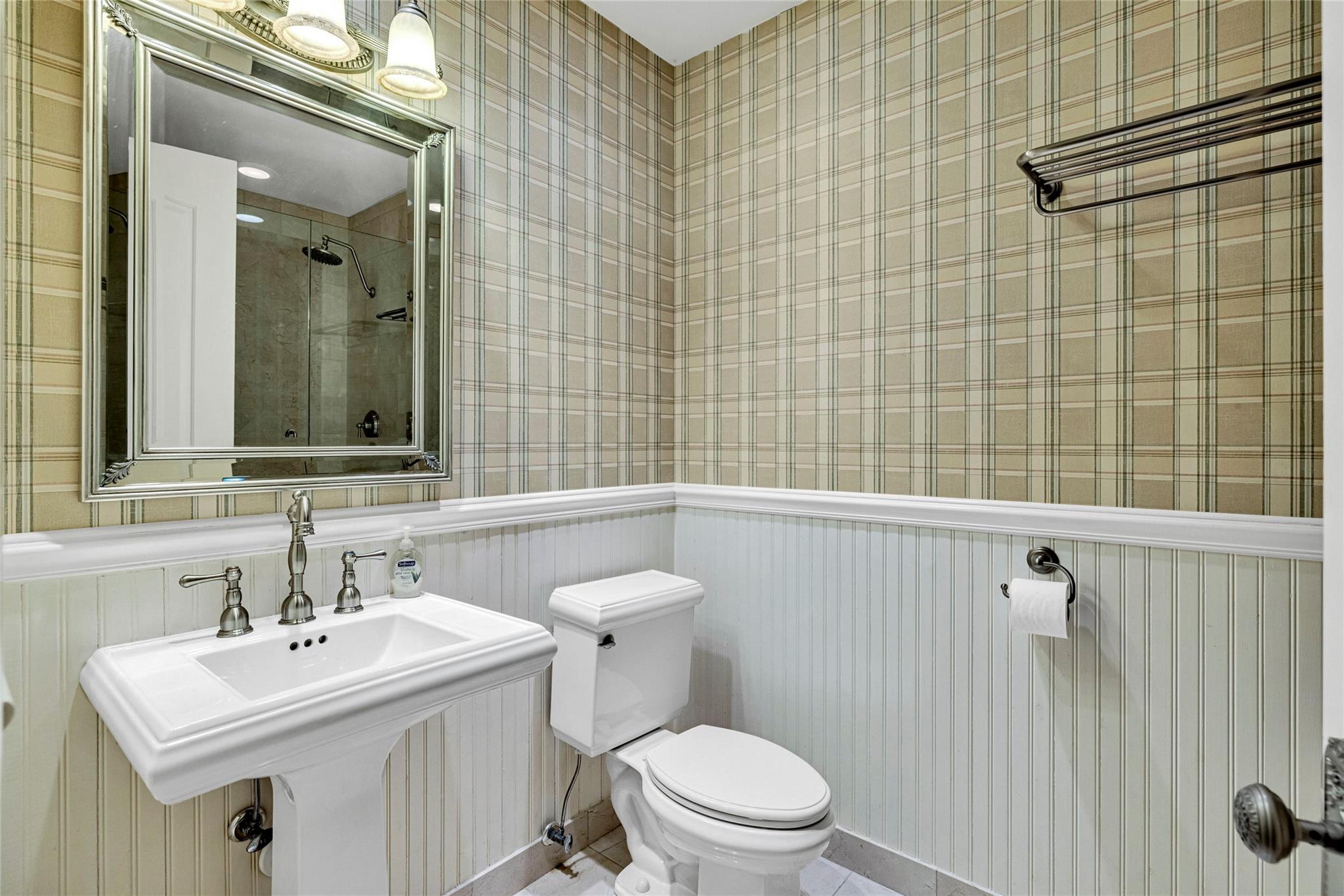 Fort Lauderdale, Florida, 33301, United States, 5 Bedrooms Bedrooms, ,5 BathroomsBathrooms,Residential,Active,1942406