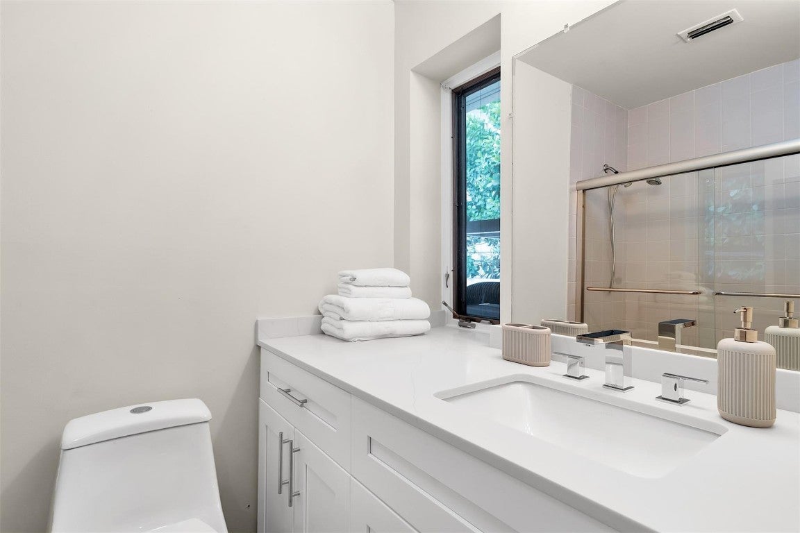 Fort Lauderdale, Florida, 33301, United States, 4 Bedrooms Bedrooms, ,5 BathroomsBathrooms,Residential,Active,2008746