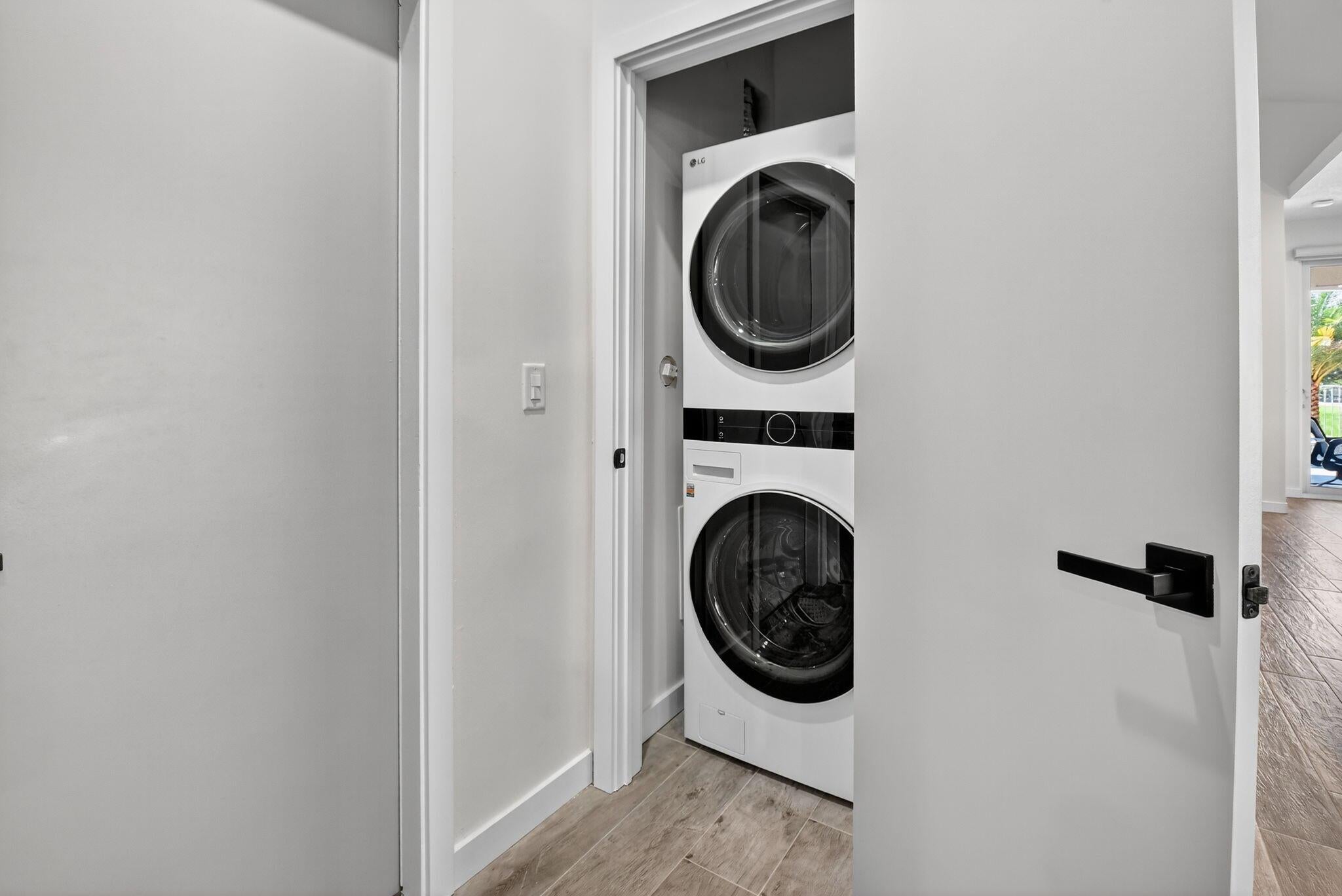 Delray Beach, Florida, 33444, United States, 3 Bedrooms Bedrooms, ,2 BathroomsBathrooms,Residential,Active,1973332