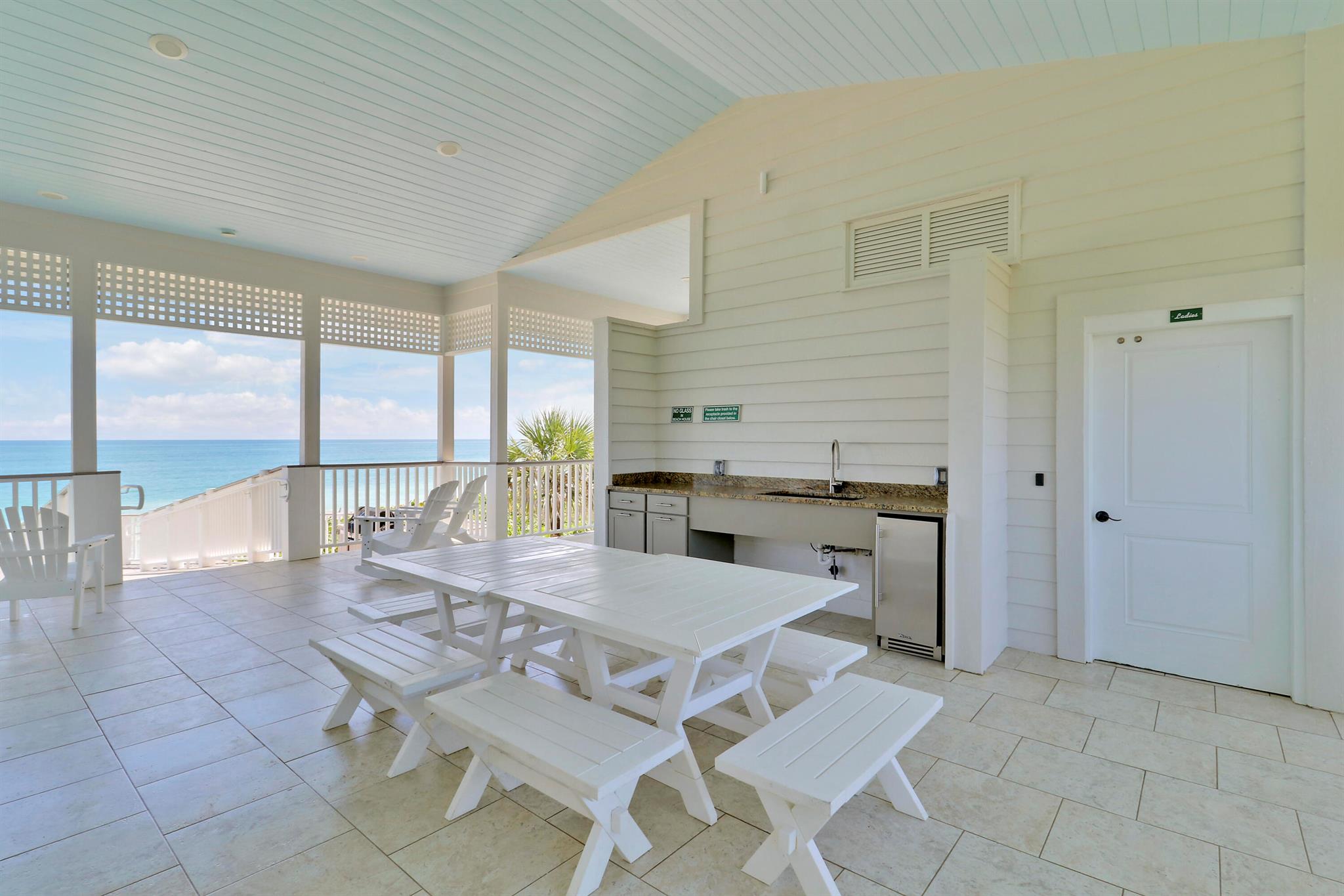 Indian River Shores, Florida, 32963, United States, 4 Bedrooms Bedrooms, ,6 BathroomsBathrooms,Residential,Active,1952294