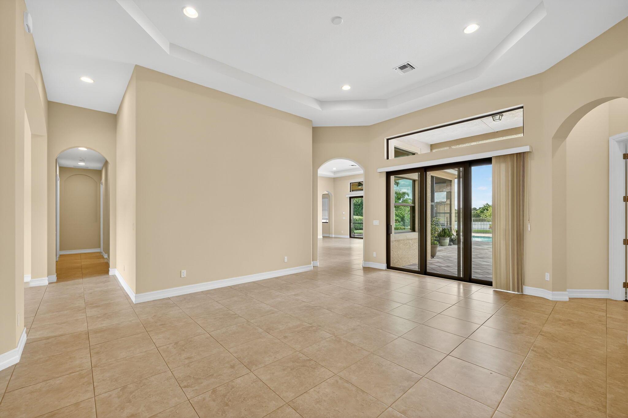 Palm City, Florida, 34990, United States, 4 Bedrooms Bedrooms, ,5 BathroomsBathrooms,Residential,Active,1952625