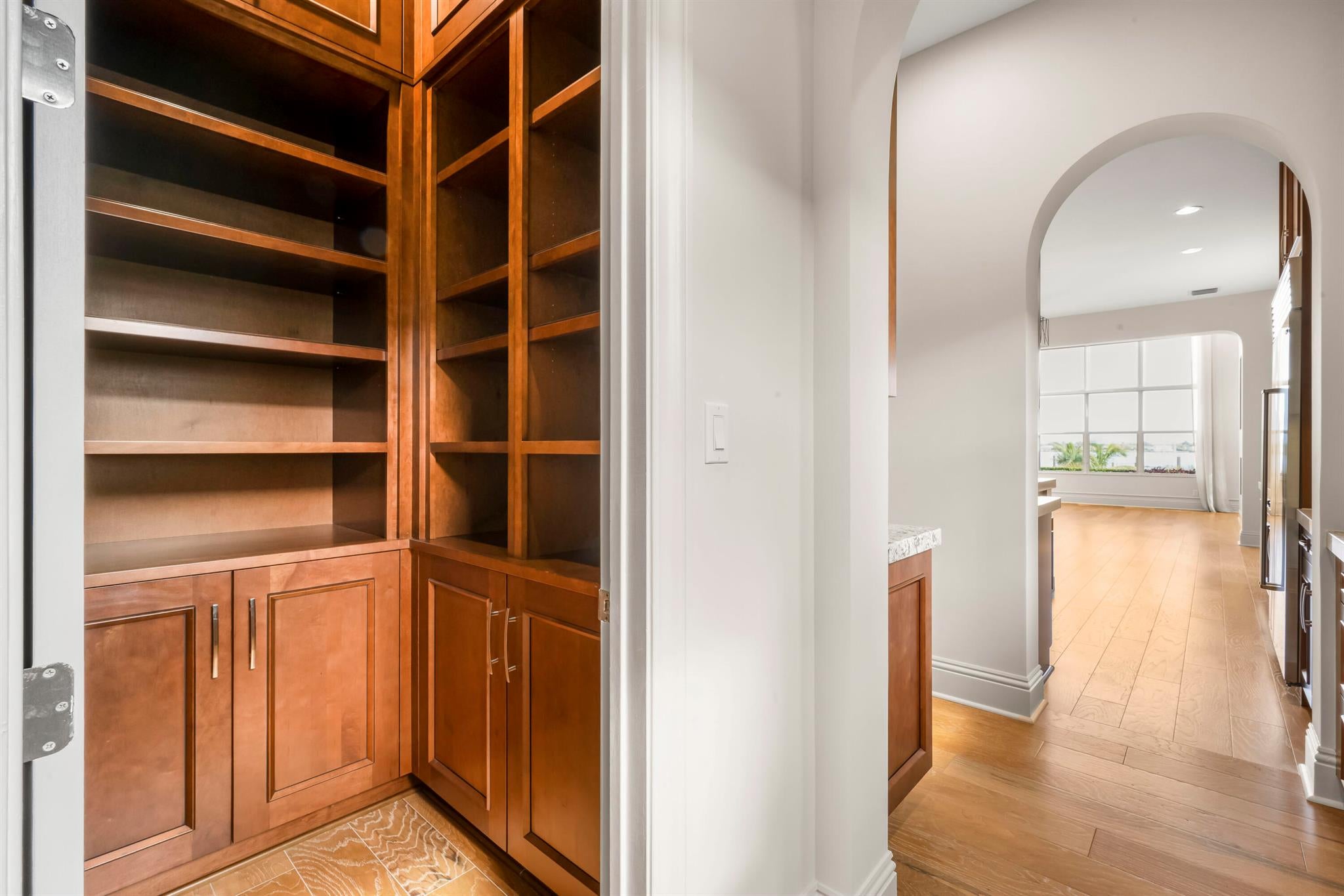 Palm City, Florida, 34990, United States, 5 Bedrooms Bedrooms, ,8 BathroomsBathrooms,Residential,Active,1929775