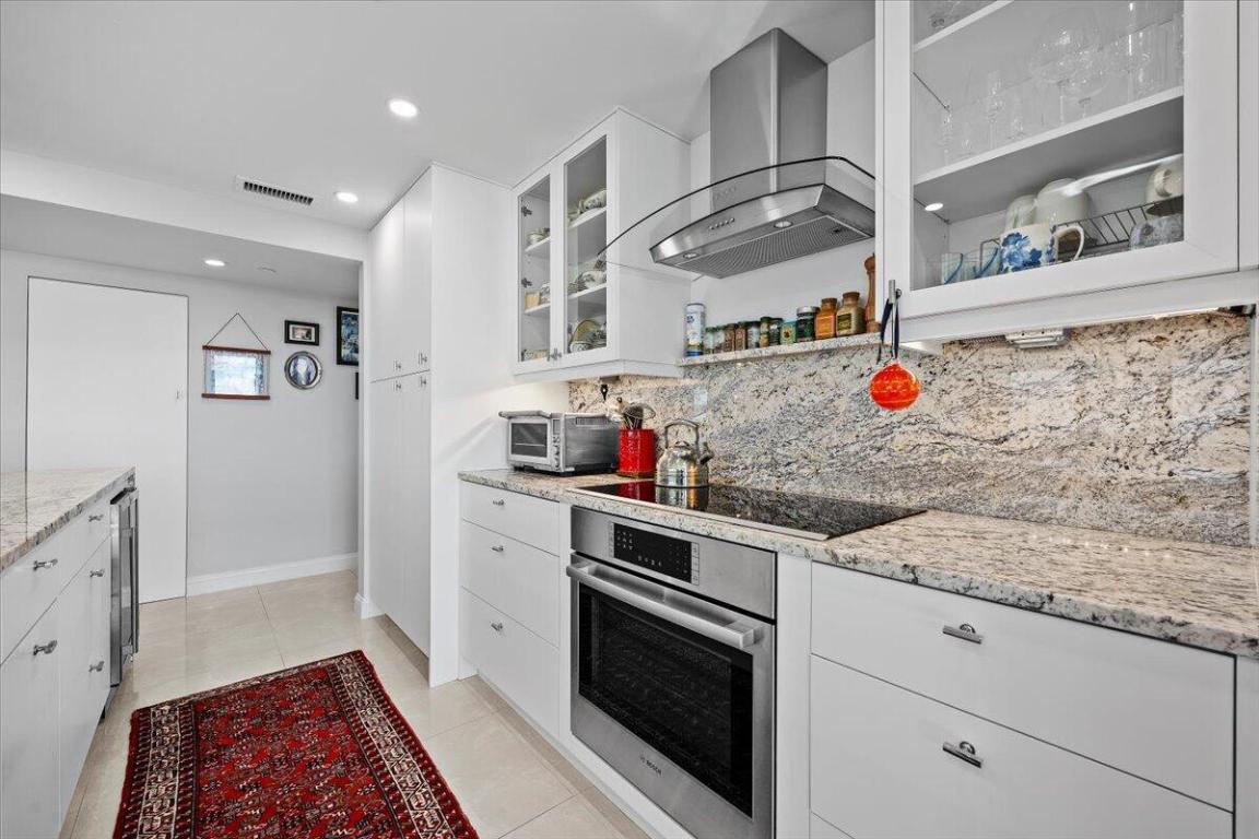 Singer Island, Florida, 33404, United States, 2 Bedrooms Bedrooms, ,4 BathroomsBathrooms,Residential,Active,2002609