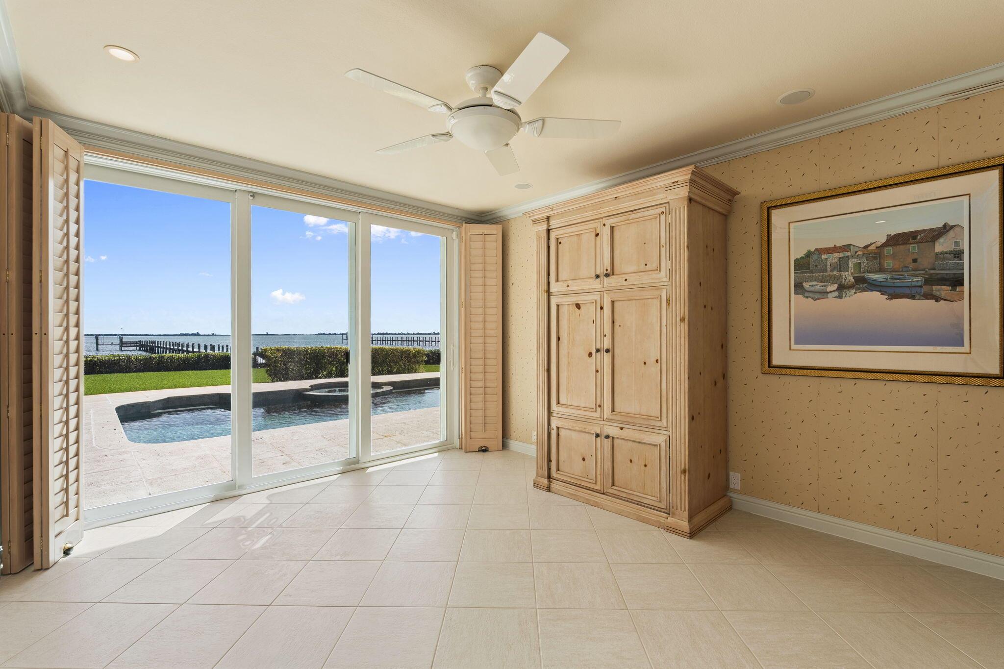 Sewalls Point, Florida, 34996, United States, 3 Bedrooms Bedrooms, ,4 BathroomsBathrooms,Residential,Active,1919064