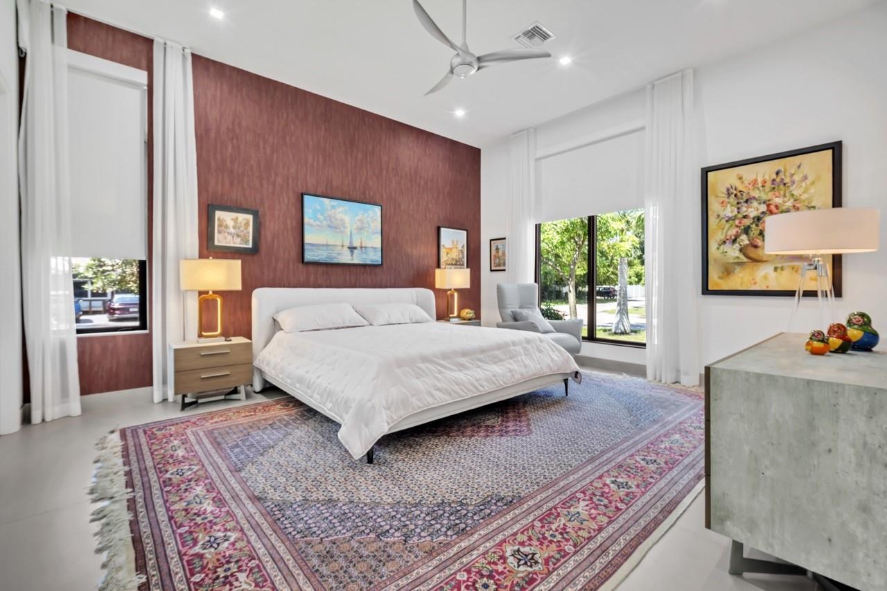 Wilton Manors, Florida, 33305, United States, 3 Bedrooms Bedrooms, ,4 BathroomsBathrooms,Residential,Active,1988456