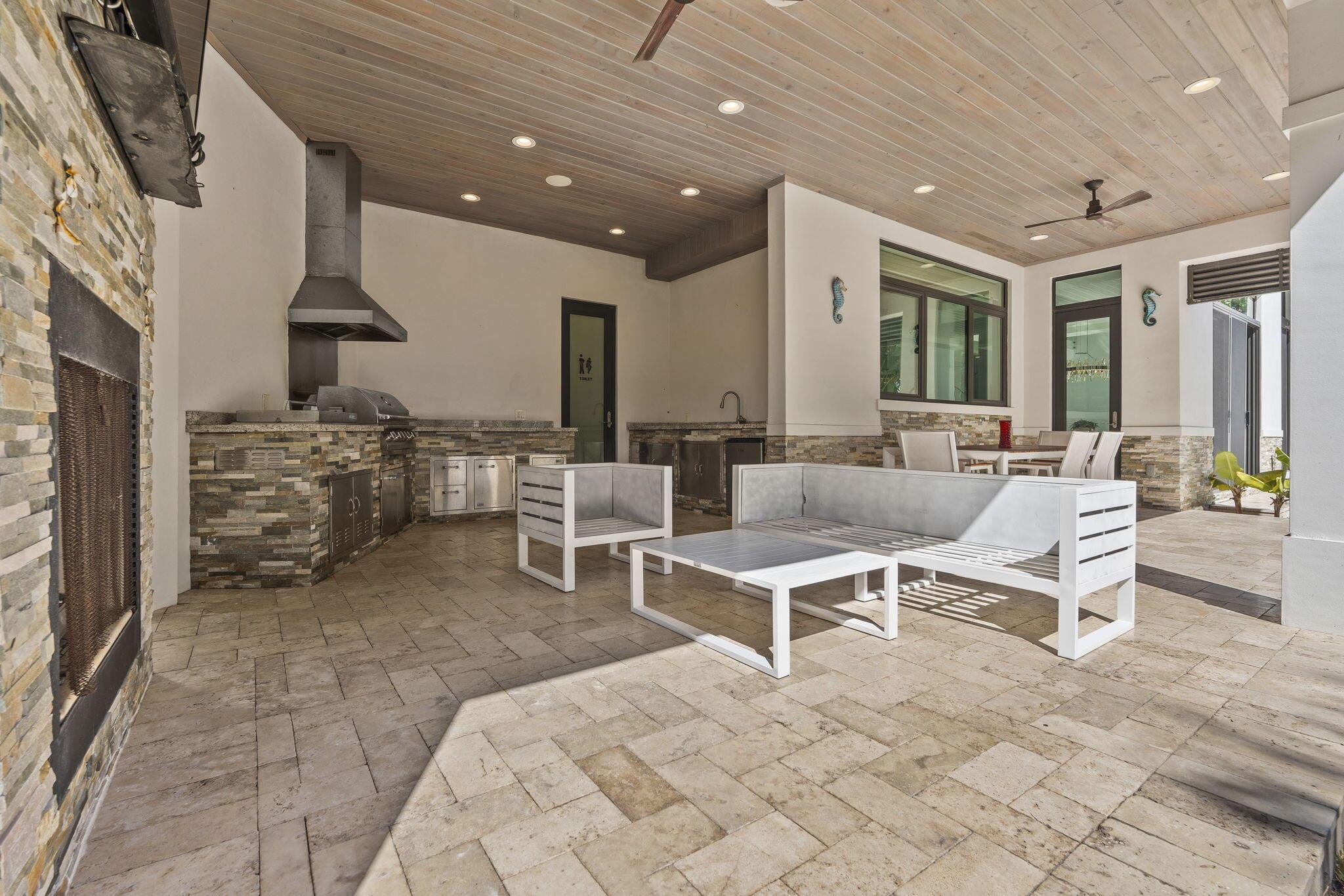 Boca Raton, Florida, 33432, United States, 5 Bedrooms Bedrooms, ,6 BathroomsBathrooms,Residential,Active,1971007