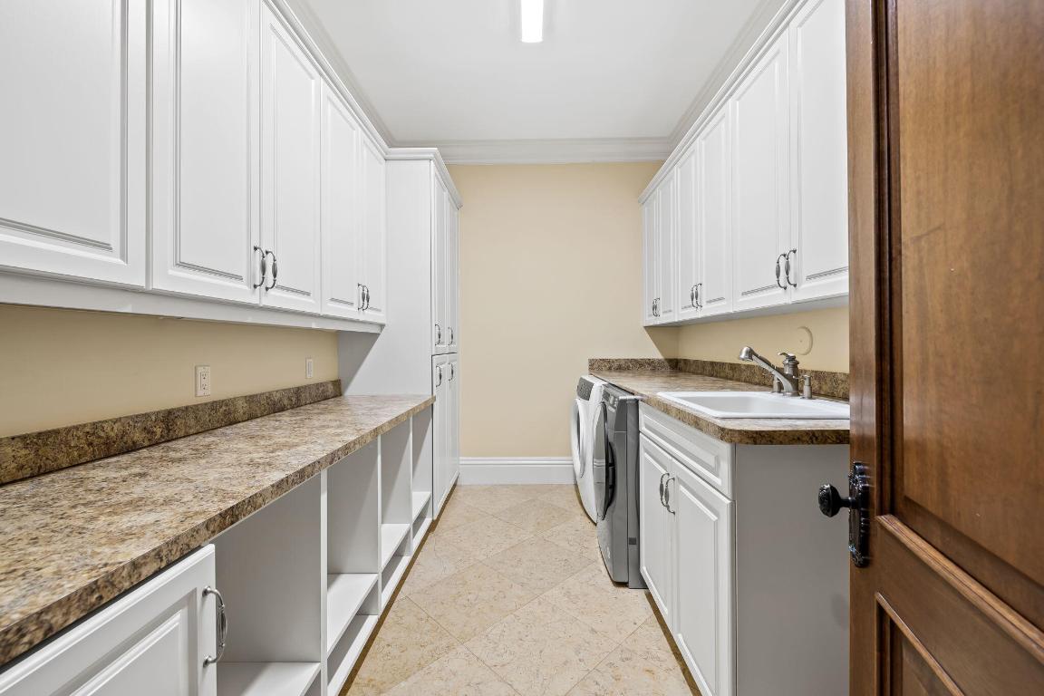 Parkland, Florida, 33067, United States, 7 Bedrooms Bedrooms, ,9 BathroomsBathrooms,Residential,Active,2010918