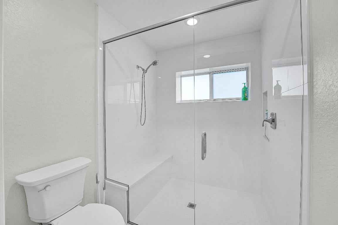 Okeechobee, Florida, 34974, United States, 4 Bedrooms Bedrooms, ,4 BathroomsBathrooms,Residential,Active,2008332