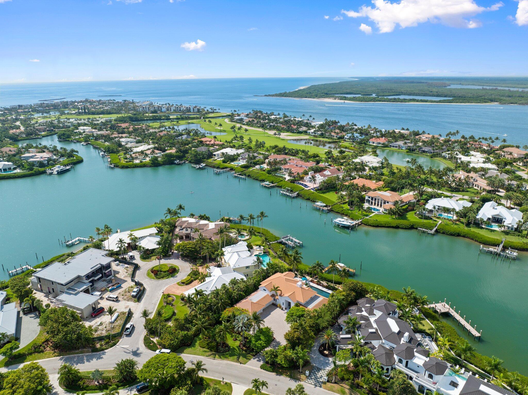 Stuart, Florida, 34996, United States, 4 Bedrooms Bedrooms, ,6 BathroomsBathrooms,Residential,Active,1831837