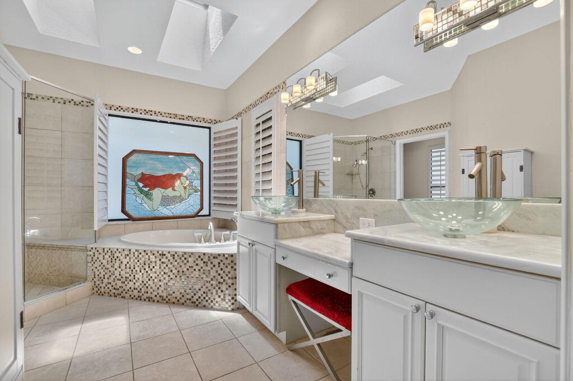 Boca Raton, Florida, 33487, United States, 5 Bedrooms Bedrooms, ,4 BathroomsBathrooms,Residential,Active,2008713