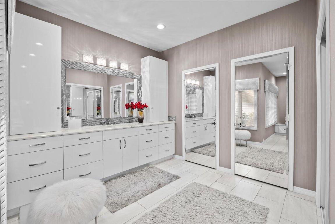 Palm City, Florida, 34990, United States, 3 Bedrooms Bedrooms, ,4 BathroomsBathrooms,Residential,Active,2011193