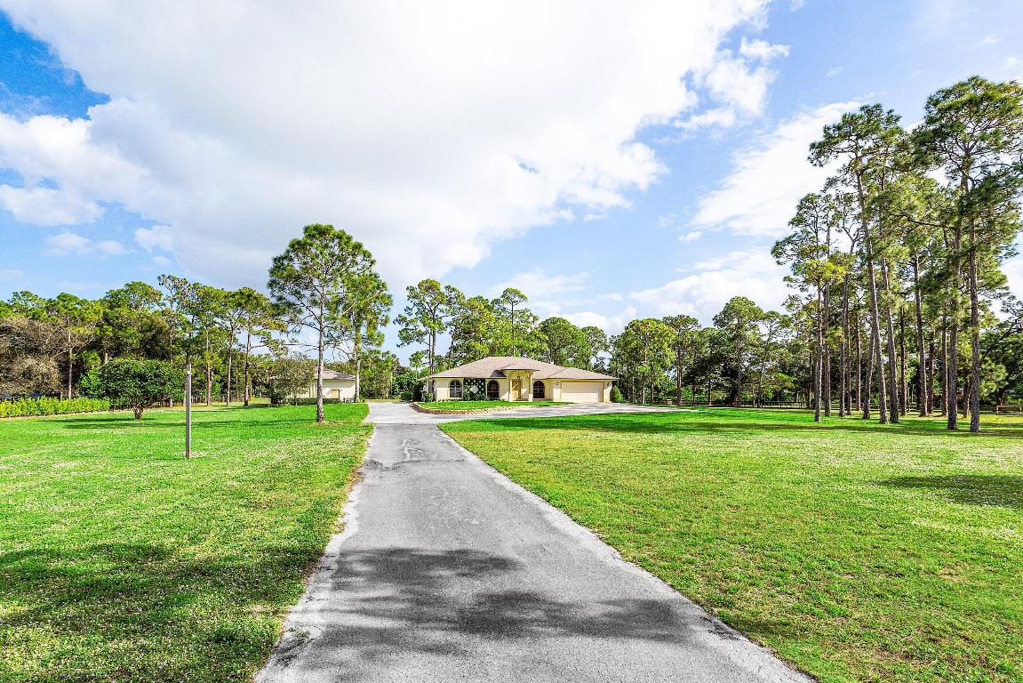 Loxahatchee Groves, Florida, 33470, United States, 4 Bedrooms Bedrooms, ,2 BathroomsBathrooms,Residential,Active,2008730