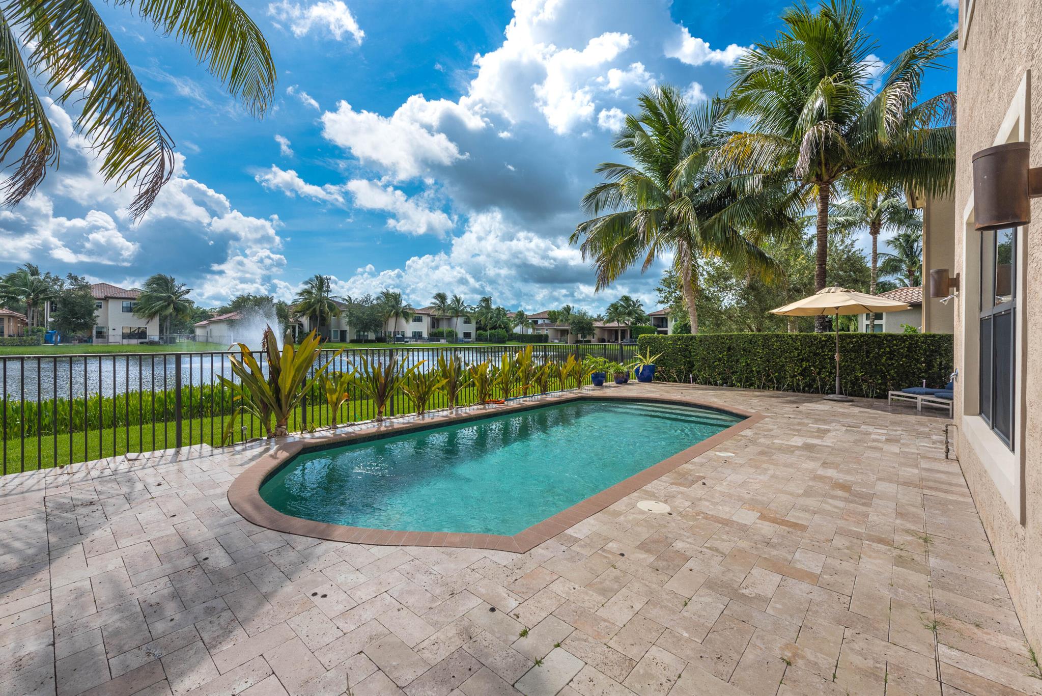 Delray Beach, Florida, 33446, United States, 6 Bedrooms Bedrooms, ,6 BathroomsBathrooms,Residential,Active,1922317