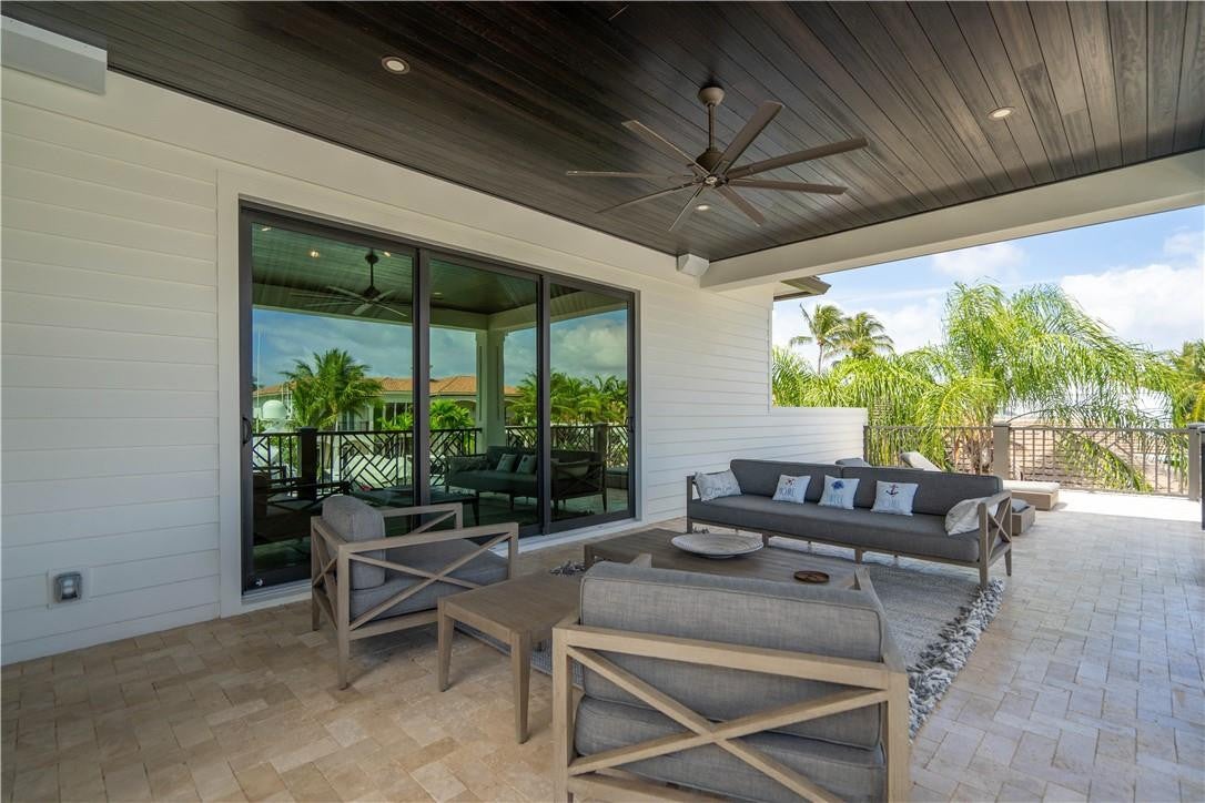 Lighthouse Point, Florida, 33064, United States, 3 Bedrooms Bedrooms, ,5 BathroomsBathrooms,Residential,Active,2011211