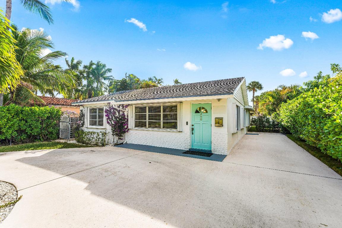 West Palm Beach, Florida, 33405, United States, 4 Bedrooms Bedrooms, ,5 BathroomsBathrooms,Residential,Active,2007629