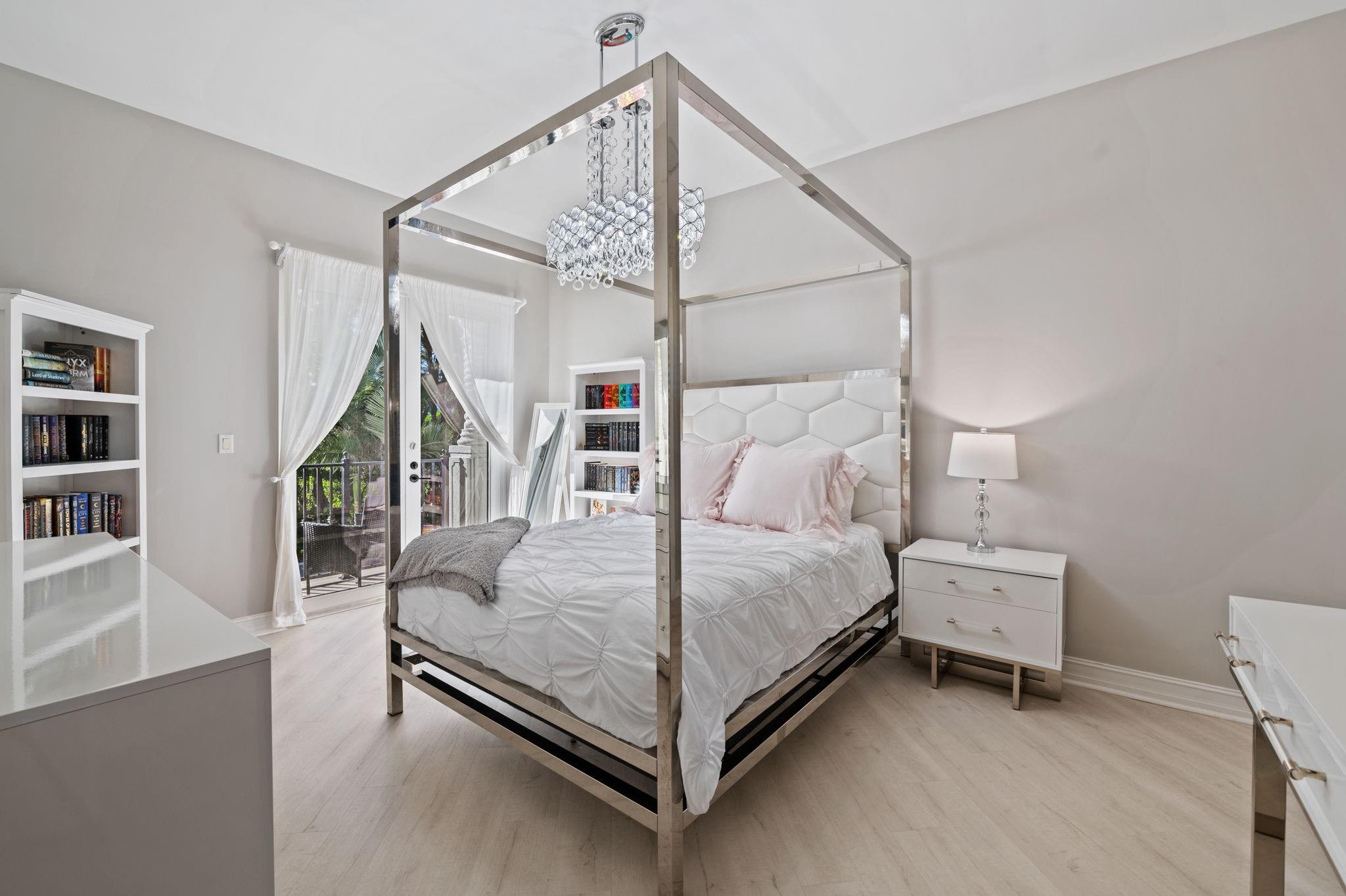 Fort Lauderdale, Florida, 33308, United States, 5 Bedrooms Bedrooms, ,8 BathroomsBathrooms,Residential,Active,1988436