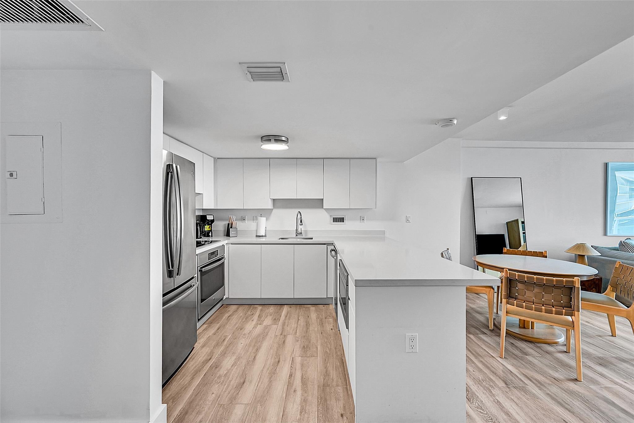 Miami Beach, Florida, 33139, United States, ,1 BathroomBathrooms,Residential,Active,1839775