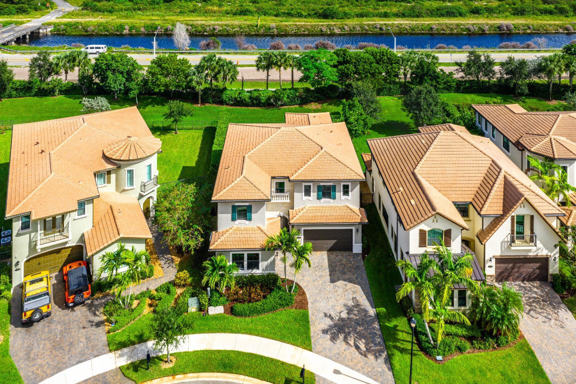 Parkland, Florida, 33076, United States, 4 Bedrooms Bedrooms, ,4 BathroomsBathrooms,Residential,Contingent,2007957