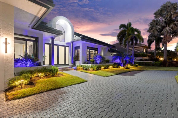 Boca Raton, Florida, 33498, United States, 4 Bedrooms Bedrooms, ,5 BathroomsBathrooms,Residential,Active,2008726