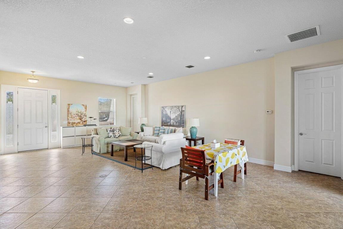 Jupiter, Florida, 33458, United States, 4 Bedrooms Bedrooms, ,3 BathroomsBathrooms,Residential,Active,2007064