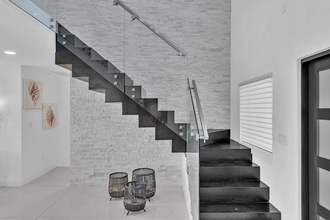 Lighthouse Point, Florida, 33064, United States, 4 Bedrooms Bedrooms, ,4 BathroomsBathrooms,Residential,Active,2008288