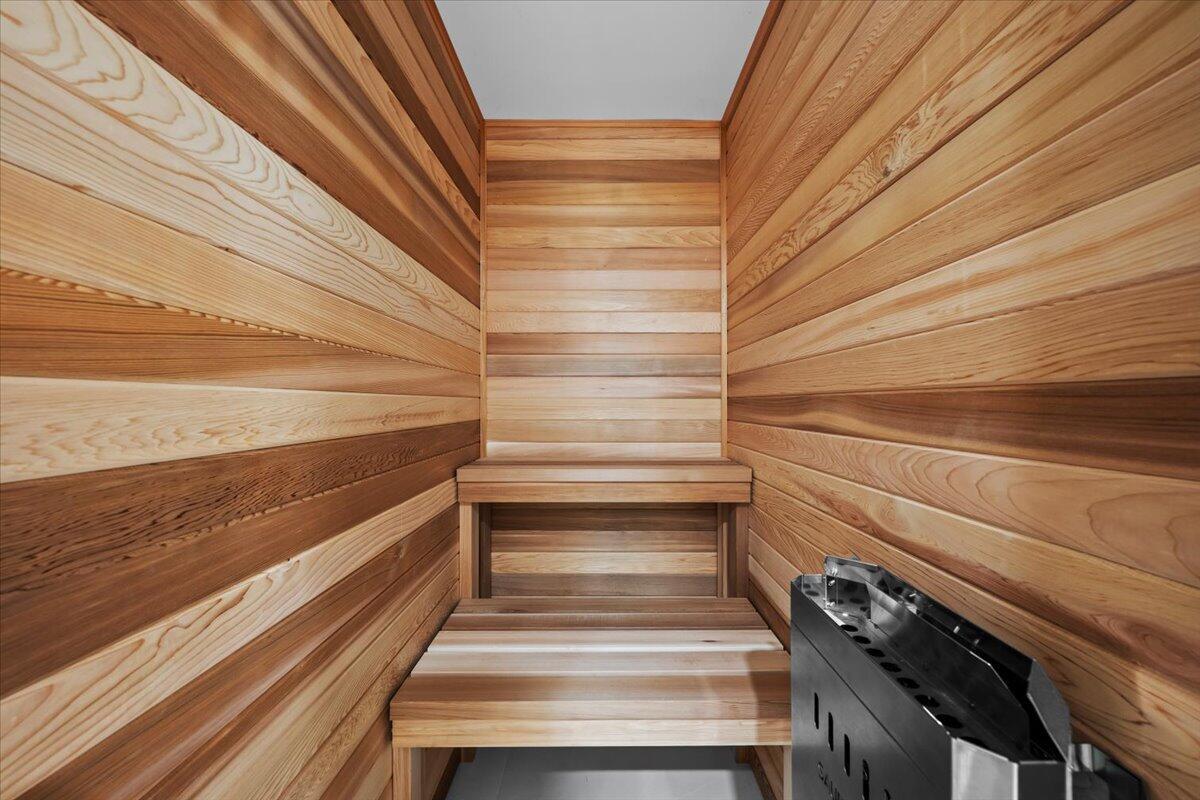 North Palm Beach, Florida, 33408, United States, 3 Bedrooms Bedrooms, ,3 BathroomsBathrooms,Residential,Active,1933736