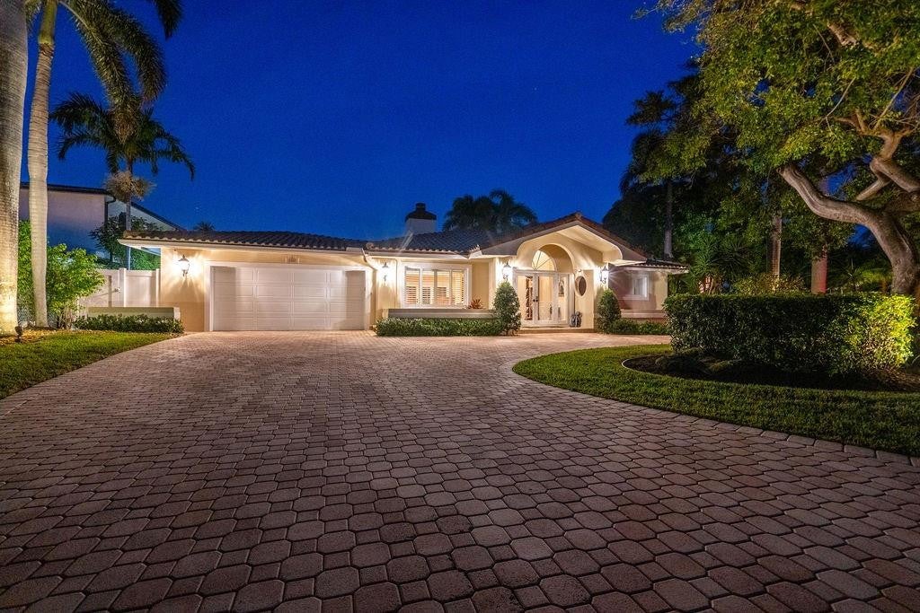 Lighthouse Point, Florida, 33064, United States, 3 Bedrooms Bedrooms, ,4 BathroomsBathrooms,Residential,Active,2011217