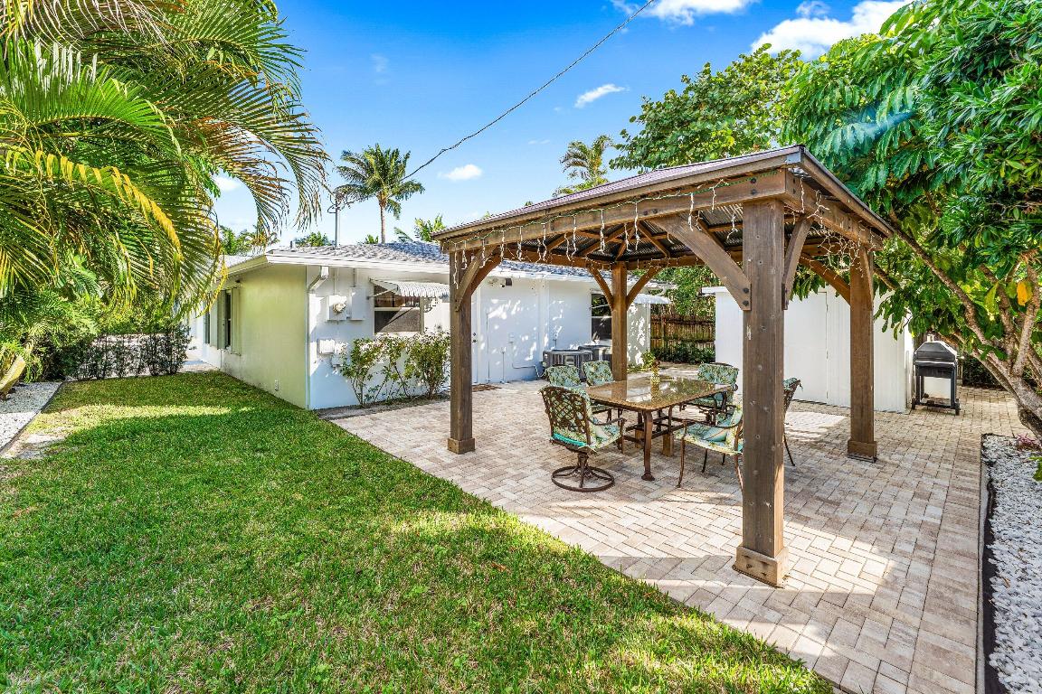 West Palm Beach, Florida, 33405, United States, 4 Bedrooms Bedrooms, ,5 BathroomsBathrooms,Residential,Active,2007629