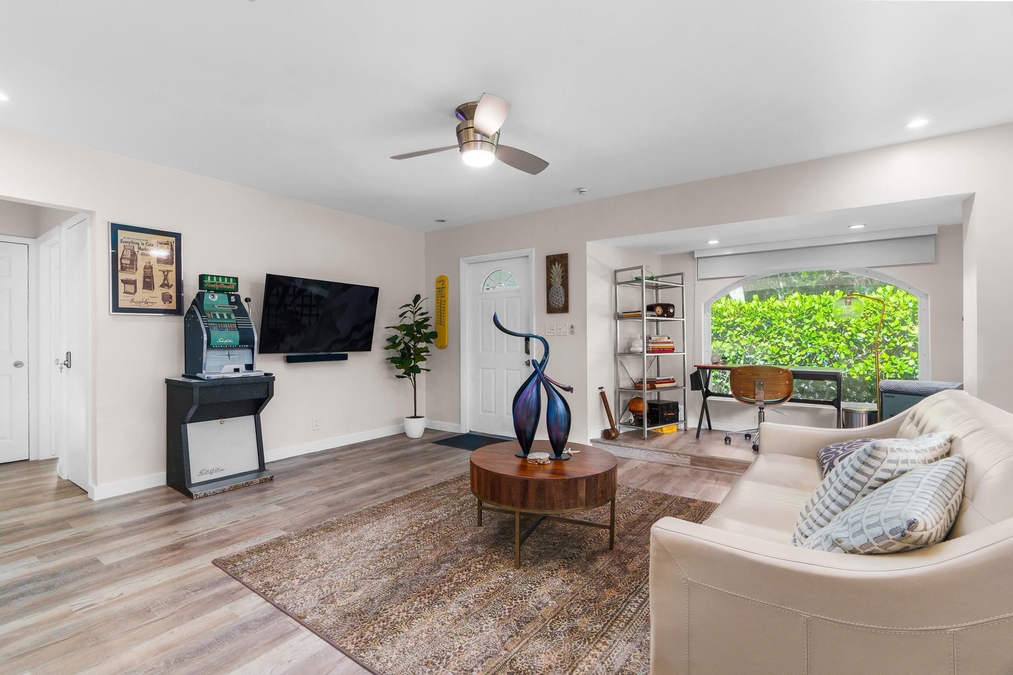 Fort Lauderdale, Florida, 33311, United States, 7 Bedrooms Bedrooms, ,7 BathroomsBathrooms,Residential,Active,2016302