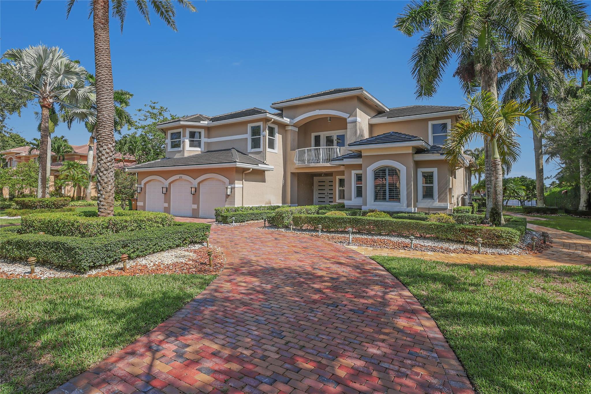 Davie, Florida, 33328, United States, 6 Bedrooms Bedrooms, ,7 BathroomsBathrooms,Residential,Active,1893231
