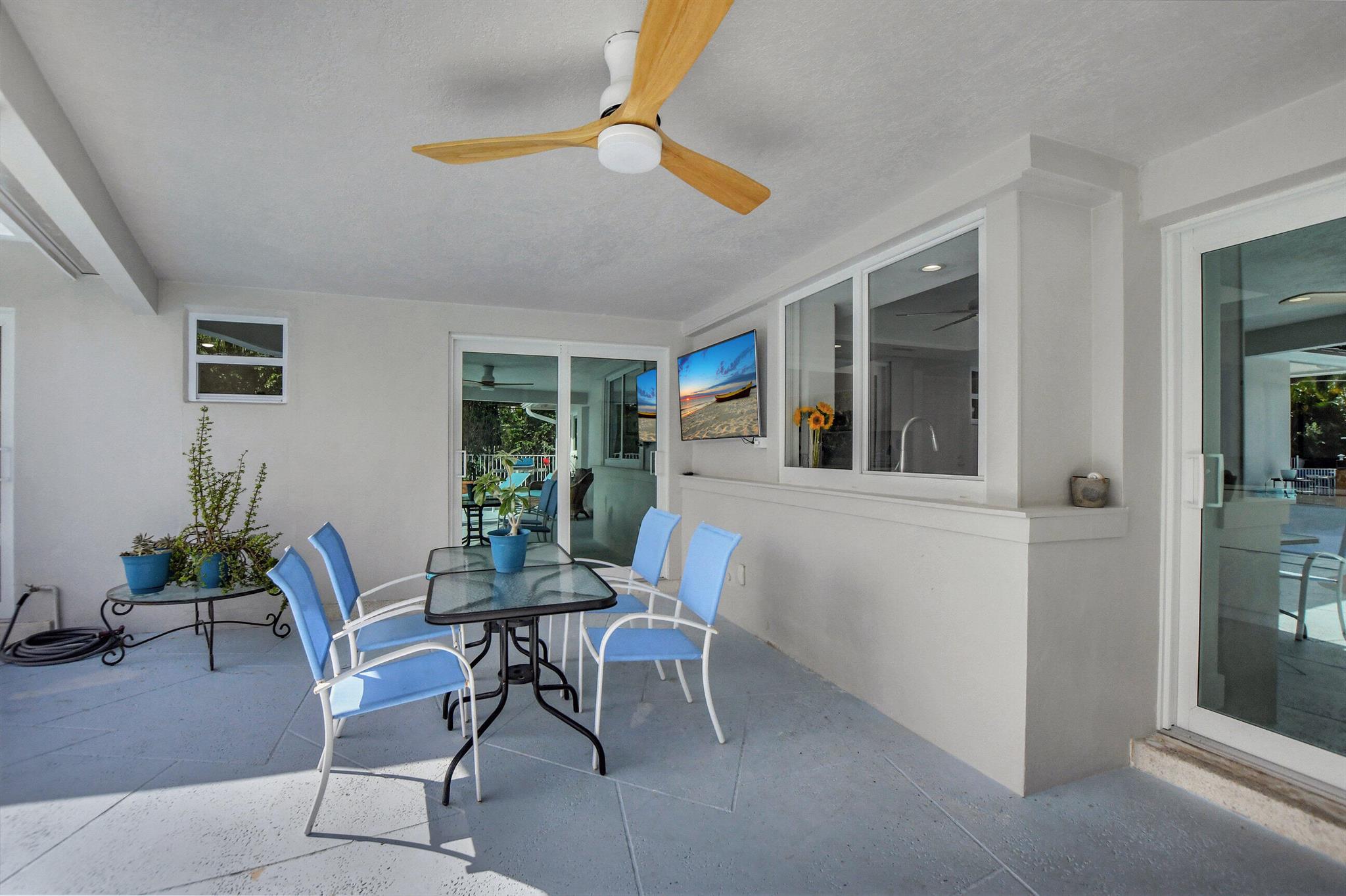 Boca Raton, Florida, 33487, United States, 4 Bedrooms Bedrooms, ,3 BathroomsBathrooms,Residential,Active,1946516