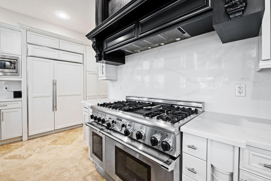 Fort Lauderdale, Florida, 33308, United States, 5 Bedrooms Bedrooms, ,8 BathroomsBathrooms,Residential,Active,2007915