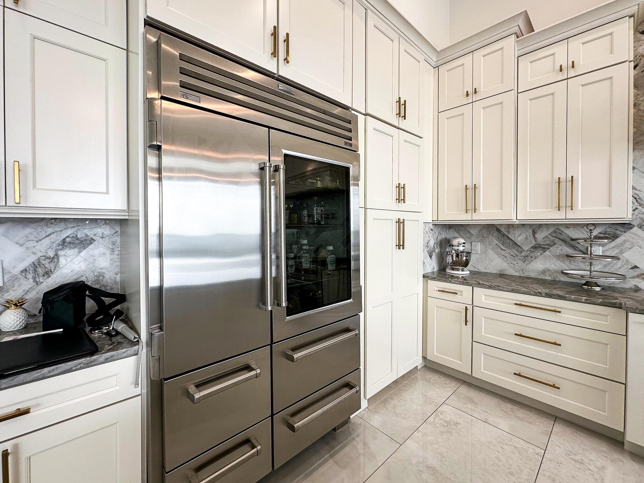 Jensen Beach, Florida, 34957, United States, 4 Bedrooms Bedrooms, ,5 BathroomsBathrooms,Residential,Active,1990620