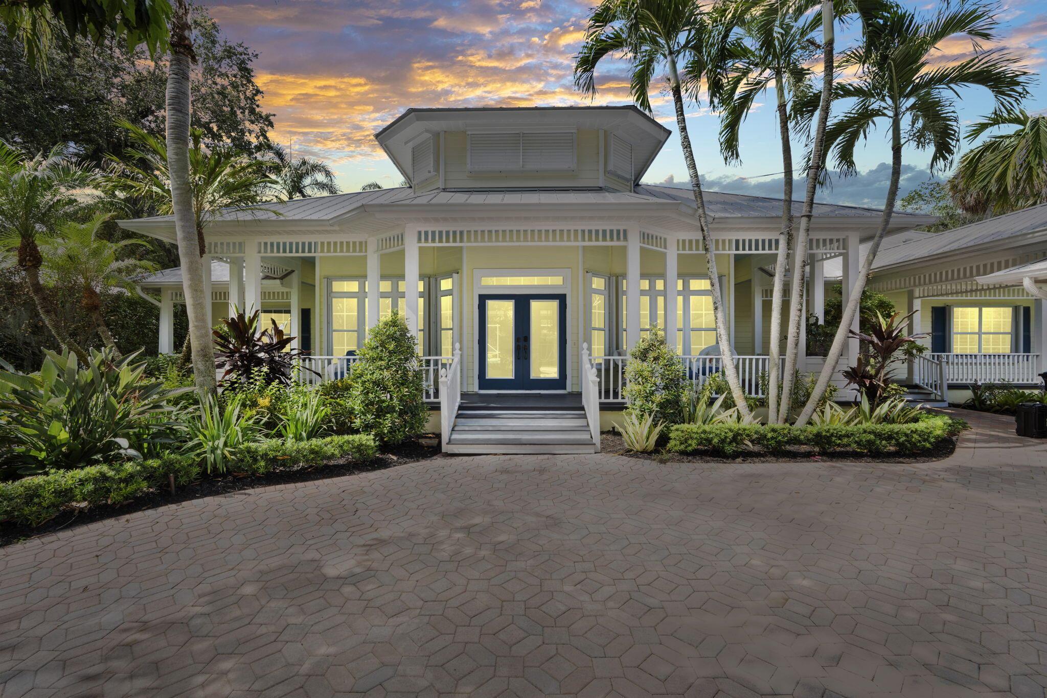 Sewalls Point, Florida, 34996, United States, 4 Bedrooms Bedrooms, ,3 BathroomsBathrooms,Residential,Active,1953273