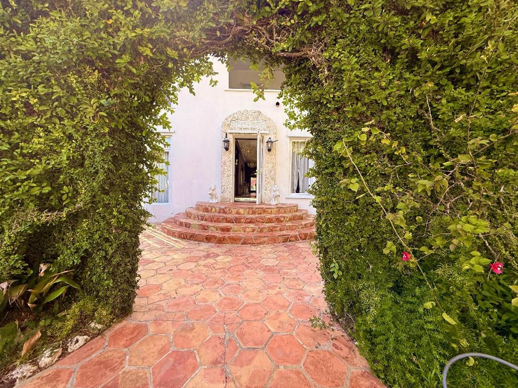 Fort Pierce, Florida, 34950, United States, 6 Bedrooms Bedrooms, ,6 BathroomsBathrooms,Residential,Active,2007665