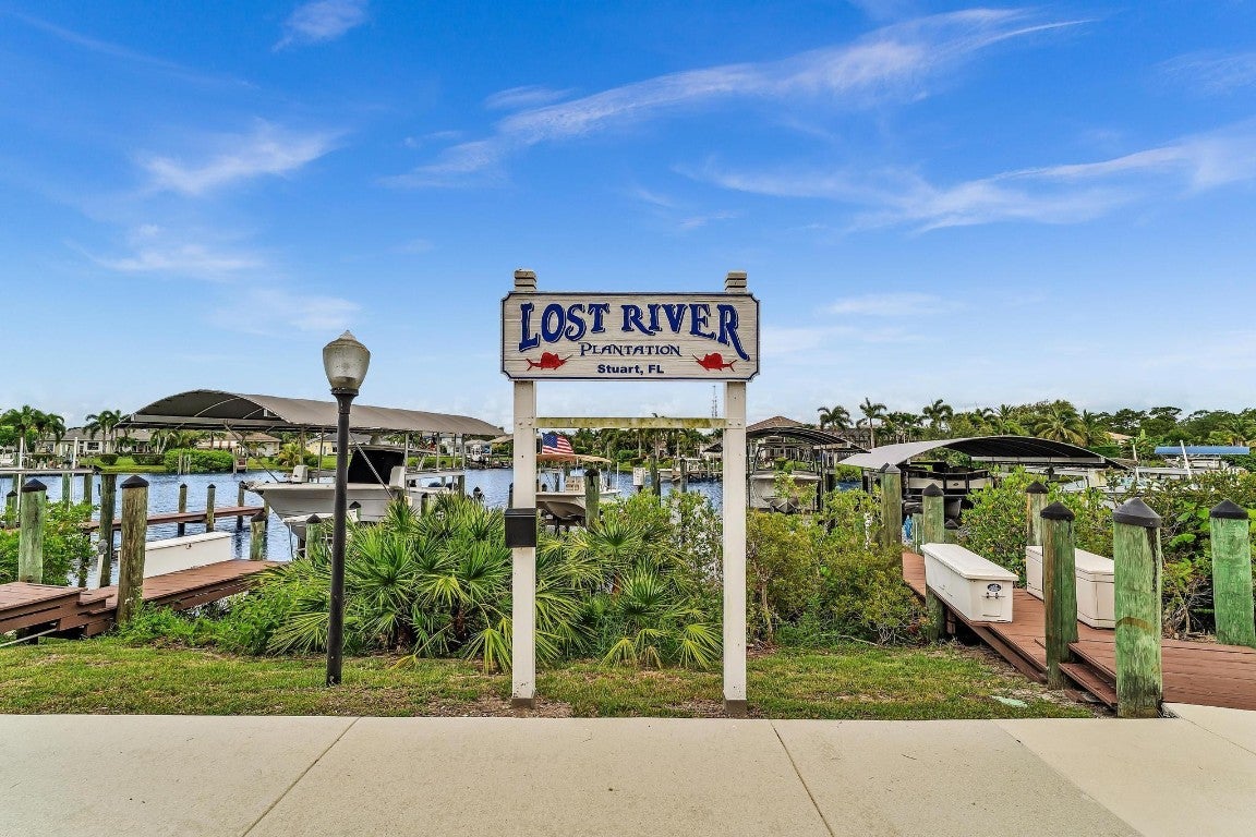 Stuart, Florida, 34997, United States, 5 Bedrooms Bedrooms, ,3 BathroomsBathrooms,Residential,Active,2008758