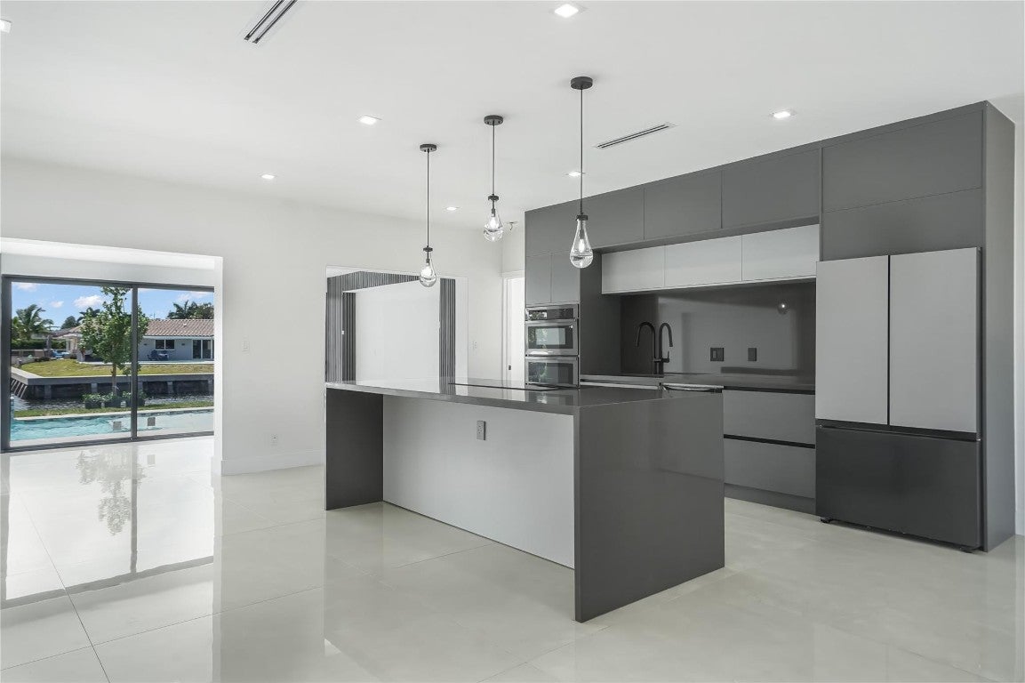 Fort Lauderdale, Florida, 33308, United States, 3 Bedrooms Bedrooms, ,3 BathroomsBathrooms,Residential,Contingent,2008742