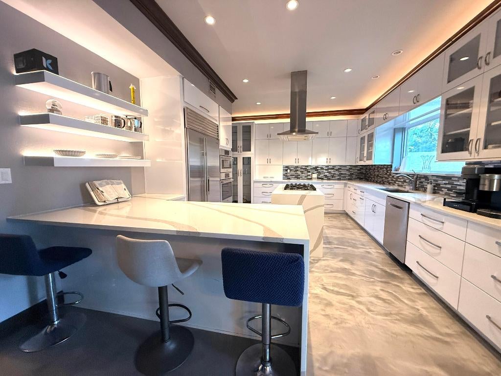 Fort Pierce, Florida, 34950, United States, 6 Bedrooms Bedrooms, ,6 BathroomsBathrooms,Residential,Active,2007665