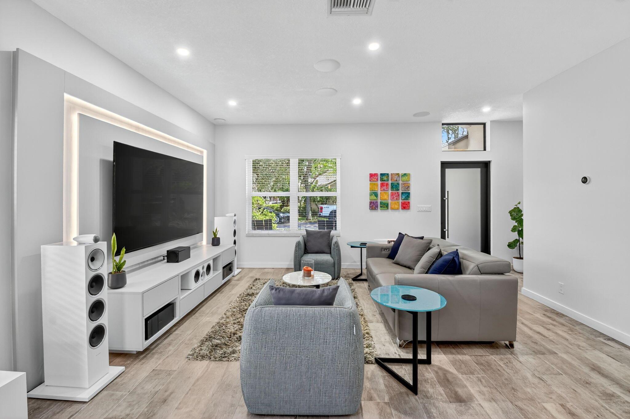 Delray Beach, Florida, 33444, United States, 3 Bedrooms Bedrooms, ,2 BathroomsBathrooms,Residential,Active,1973332