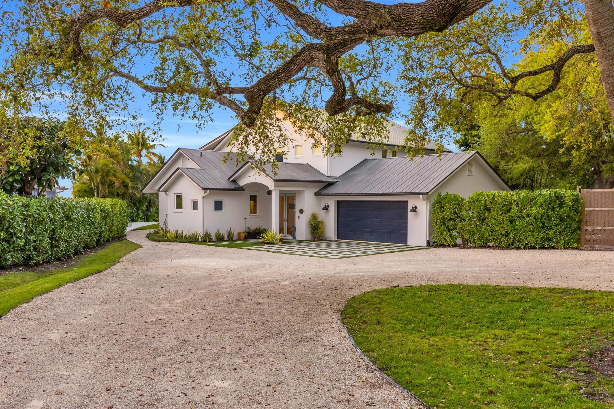 Stuart, Florida, 34994, United States, 4 Bedrooms Bedrooms, ,4 BathroomsBathrooms,Residential,Active,1782767